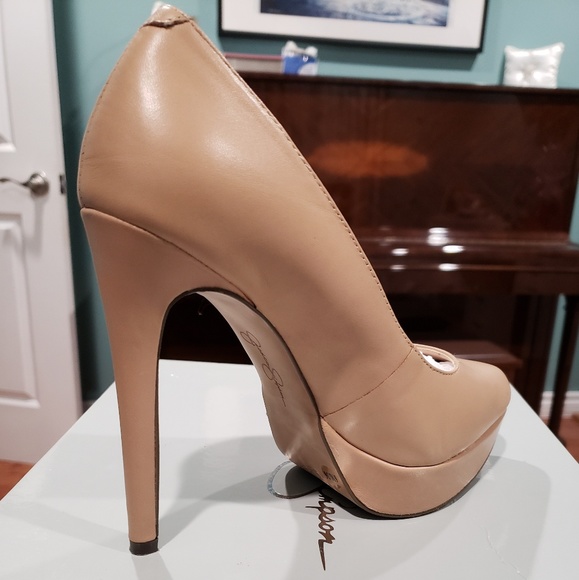 Jessica Simpson Heels - Picture 2 of 4